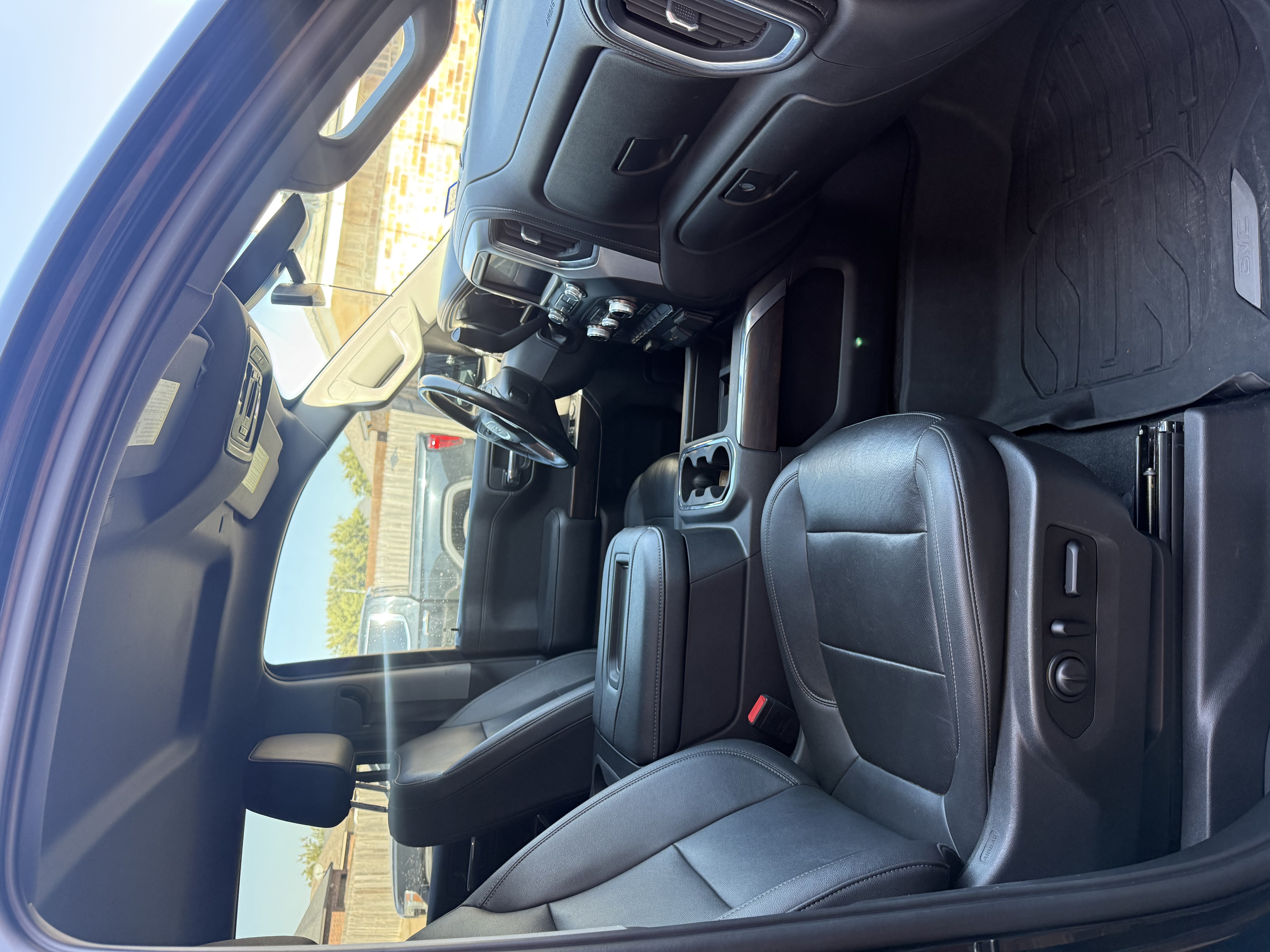 Used 2021 GMC Sierra 1500 SLT AWD/4WD image 12