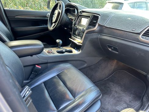 Used 2015 Jeep Grand Cherokee Limited image 6