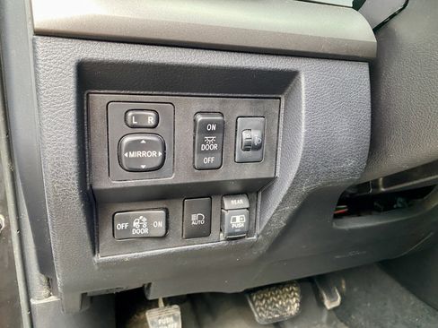 Used 2019 Toyota Tundra SR5 w/ TRD Sport Package AWD/4WD image 22