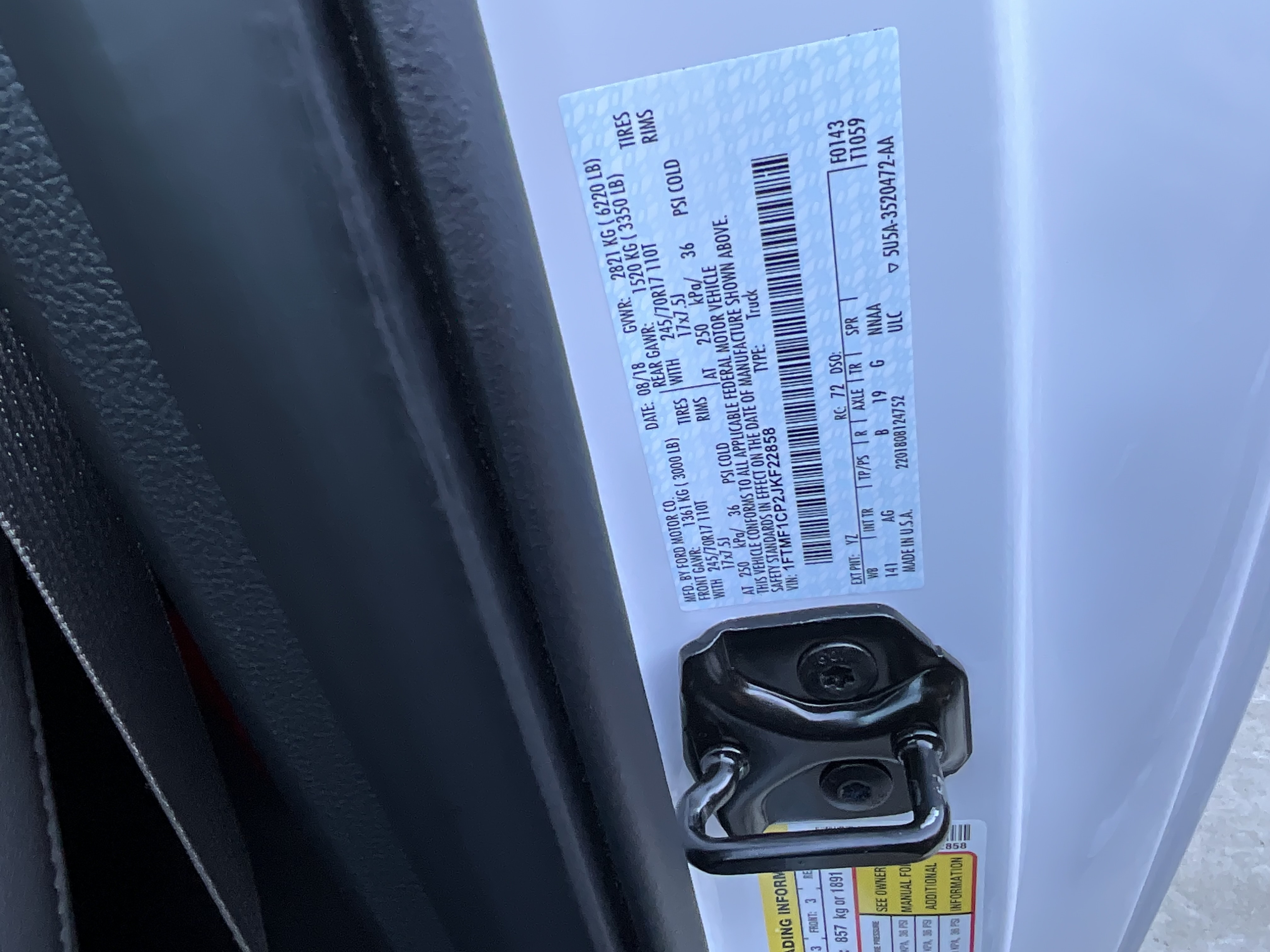 Used 2018 Ford F150 XL w/ Equipment Group 101A Mid RWD image 19
