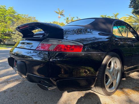 Used 2001 Porsche 911 Cabriolet image 5
