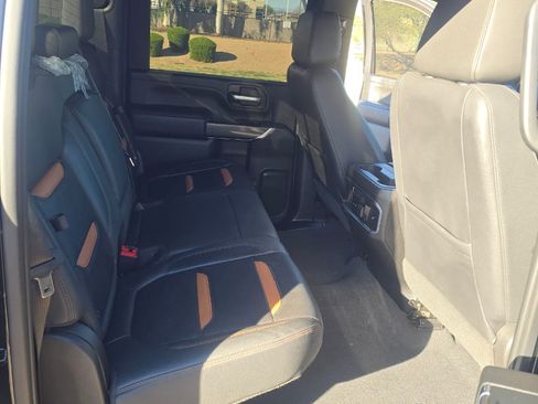 Used 2023 GMC Sierra 2500 AT4 w/ AT4 Premium Plus Package image 13