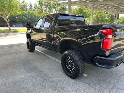 Used 2020 Chevrolet Silverado 1500 LT Trail Boss AWD/4WD image 8