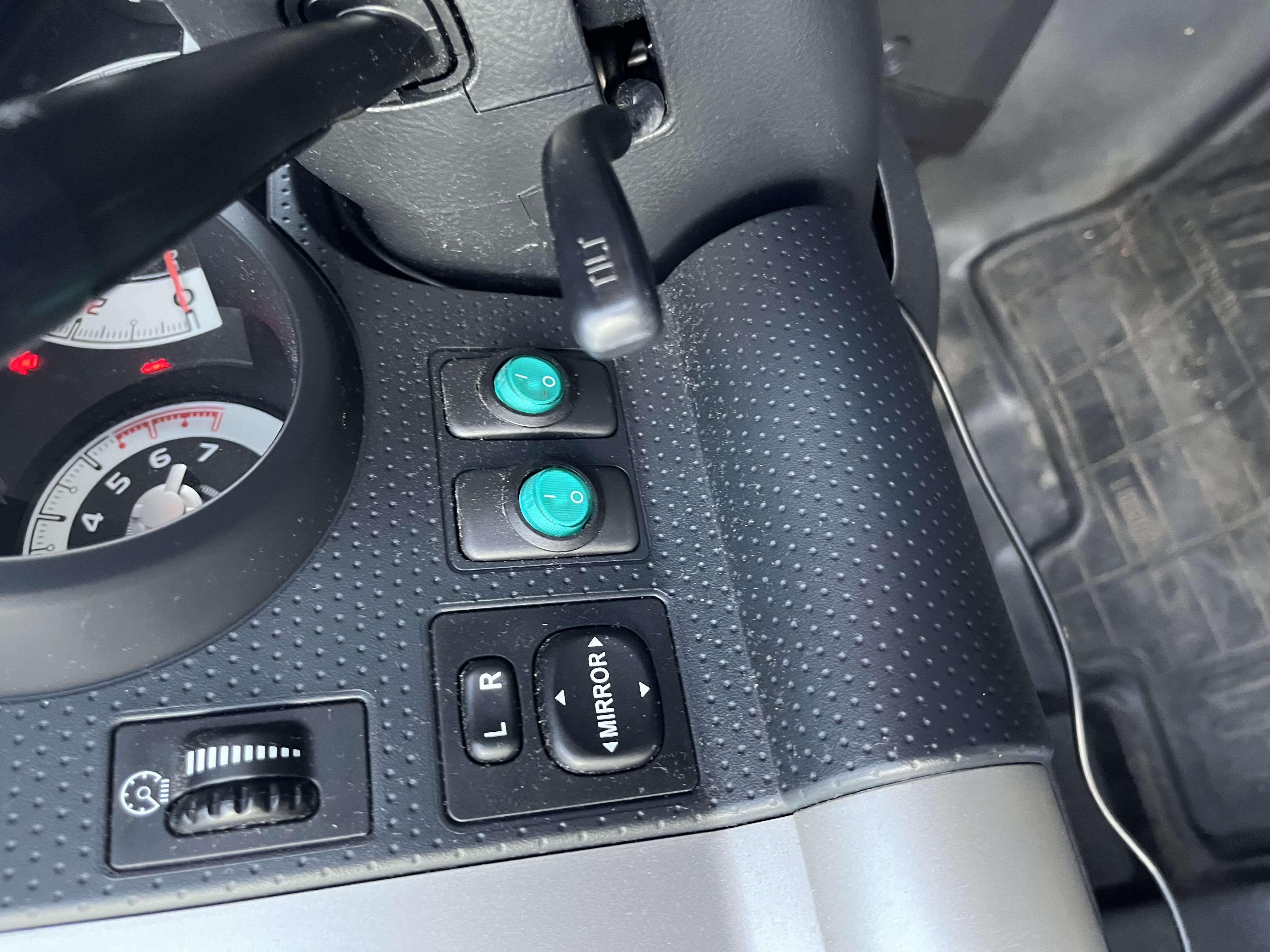 Used 2007 Toyota FJ Cruiser 4WD image 6