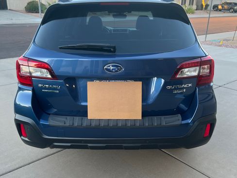 Used 2019 Subaru Outback 3.6R Limited image 8