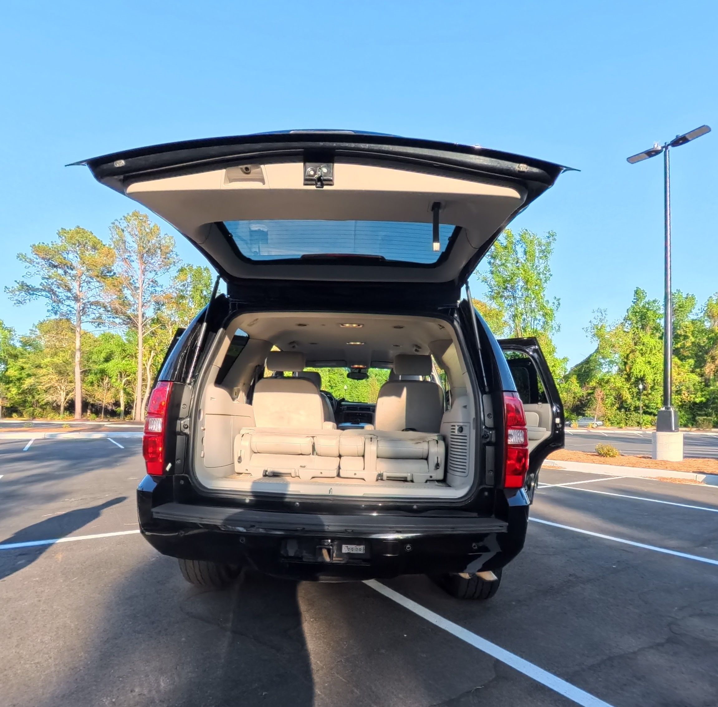 Used 2010 Chevrolet Tahoe LT RWD image 10