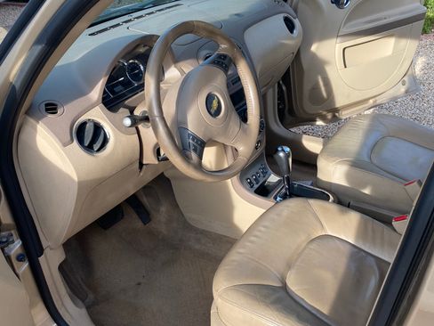 Used 2006 Chevrolet HHR LT w/ Preferred Equipment Group image 9