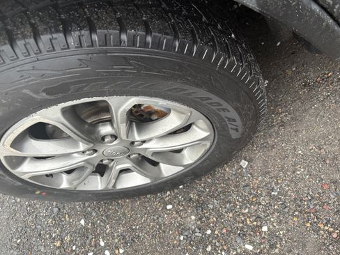 Used 2013 Jeep Grand Cherokee Laredo image 8