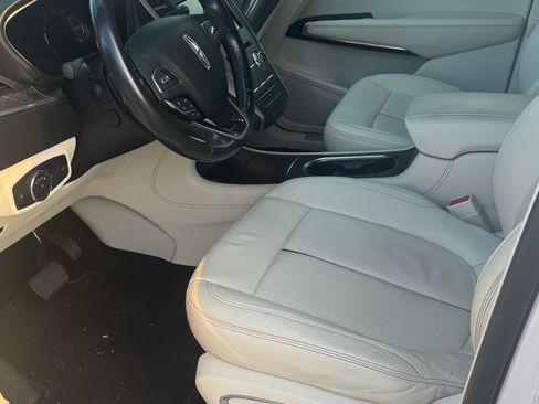 Used 2018 Lincoln MKC Black Label w/ Lincoln MKC Climate Package AWD/4WD image 8