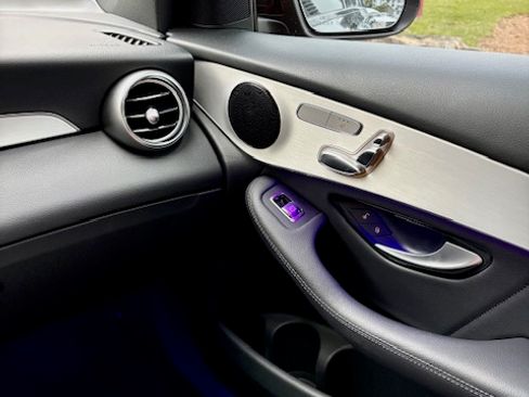 Used 2022 Mercedes-Benz GLC 300 300 Sport Utility 4D image 22