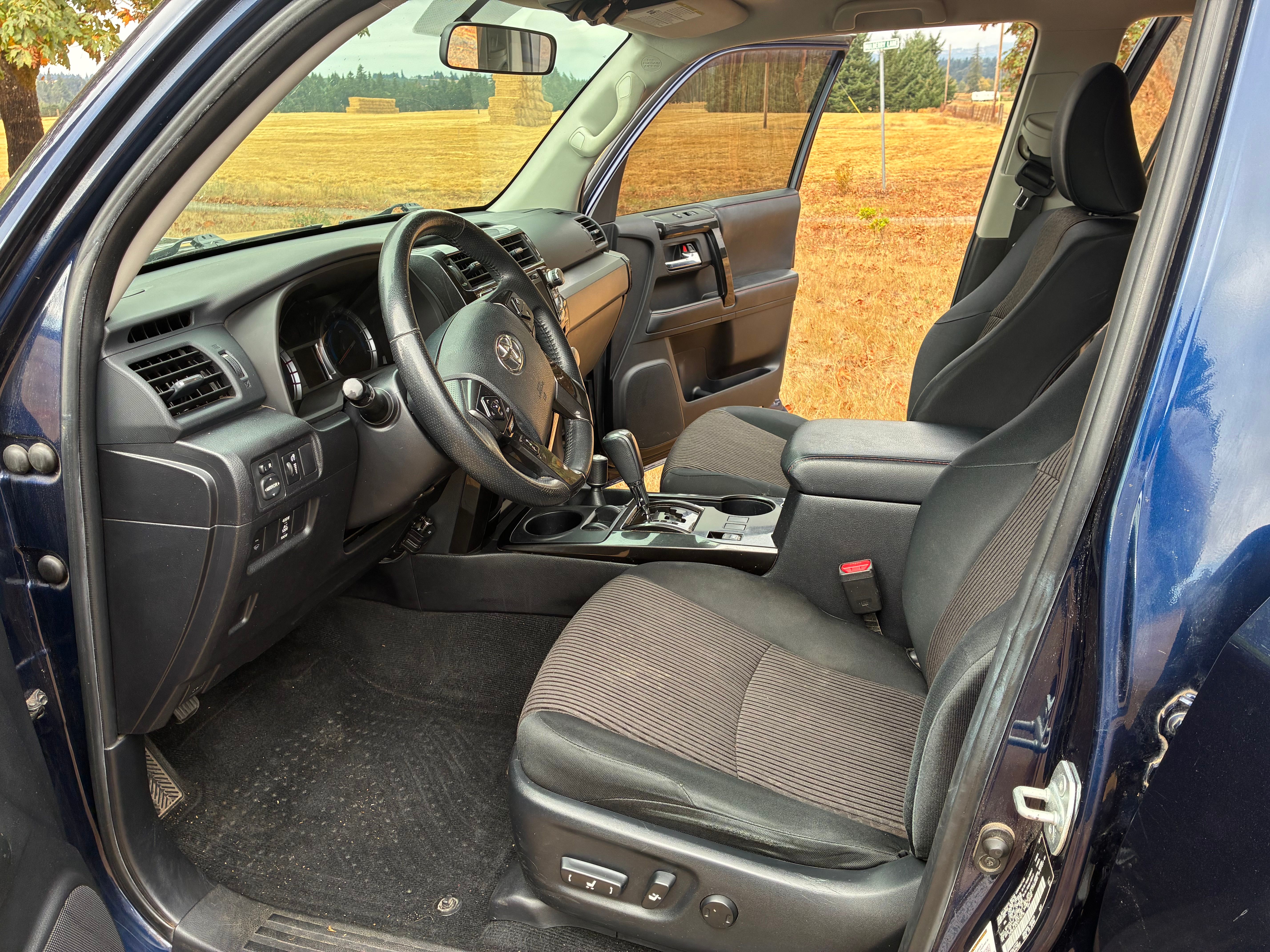Used 2014 Toyota 4Runner Trail AWD/4WD image 20