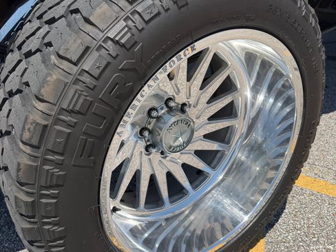 Used 2010 Chevrolet Silverado 2500 LTZ w/ Convenience Package AWD/4WD image 11