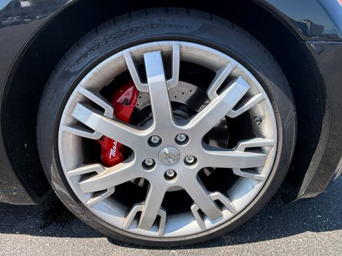 Used 2014 Maserati GranTurismo Sport RWD image 9