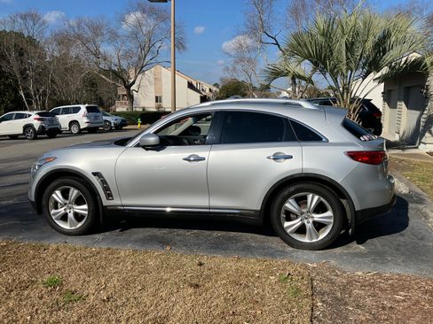 Used 2011 INFINITI FX35 AWD w/ Premium Pkg image 1