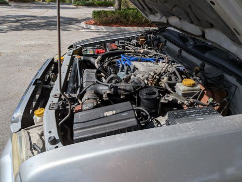 Used 1999 Nissan Pathfinder LE image 15