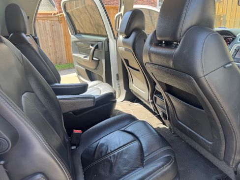 Used 2016 GMC Acadia SLT image 8