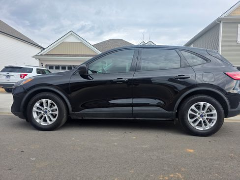 Used 2021 Ford Escape S image 6