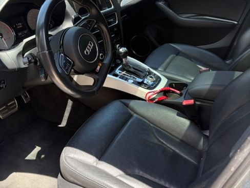 Used 2014 Audi SQ5 Prestige w/ Prestige Package image 6