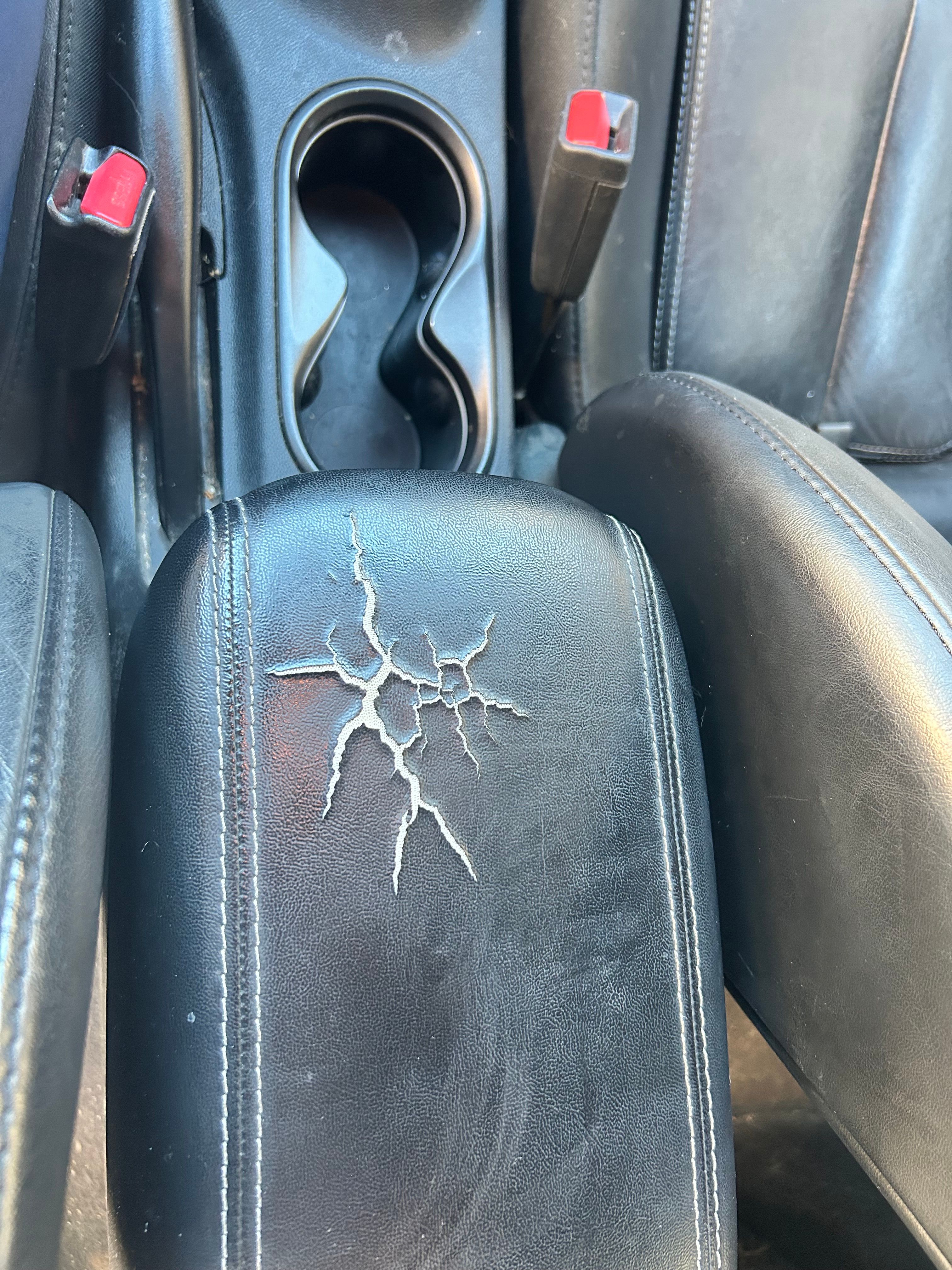 Used 2013 Dodge Dart Limited w/ Premium Group FWD image 13