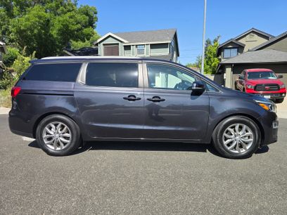 Used 2020 Kia Sedona EX