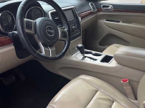 Used 2012 Jeep Grand Cherokee Limited image 11