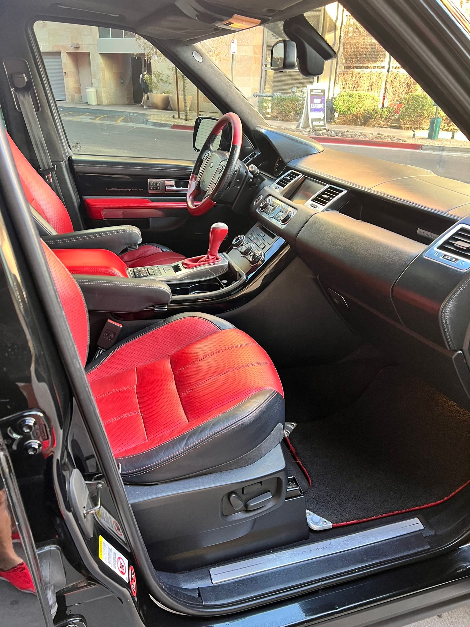 Used 2012 Land Rover Range Rover Sport Autobiography AWD/4WD image 21