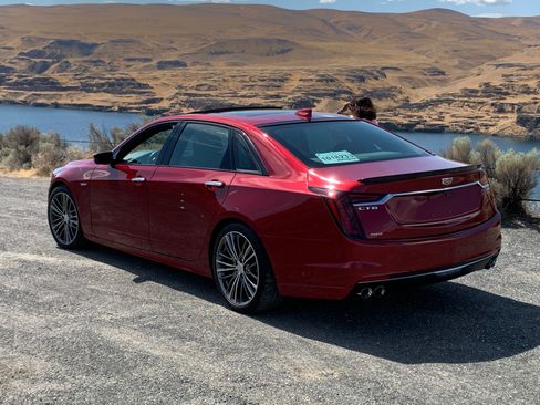 Used 2020 Cadillac CT6 V image 31