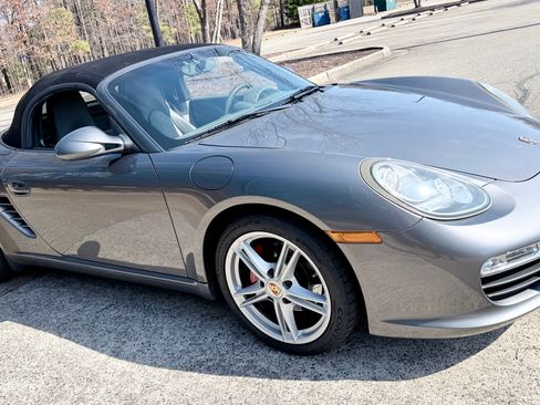 Used 2010 Porsche Boxster S image 9
