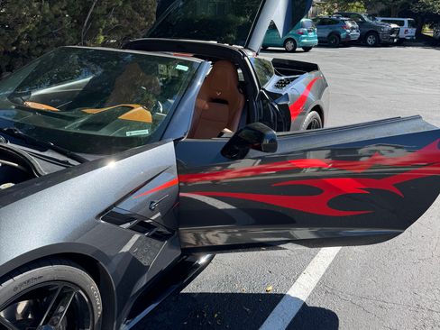 Used 2017 Chevrolet Corvette Stingray Coupe image 16