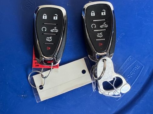 Used 2021 Chevrolet Camaro LT w/ LPO, Ground Effects Package image 13