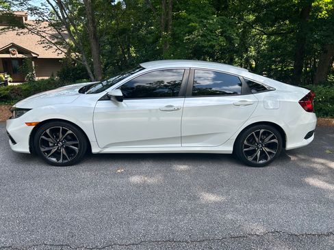 Used 2020 Honda Civic Sport image 1