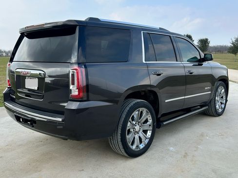 Used 2016 GMC Yukon Denali w/ Open Road Package image 9