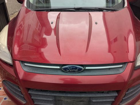 Used 2014 Ford Escape SE w/ Equipment Group 201A image 6