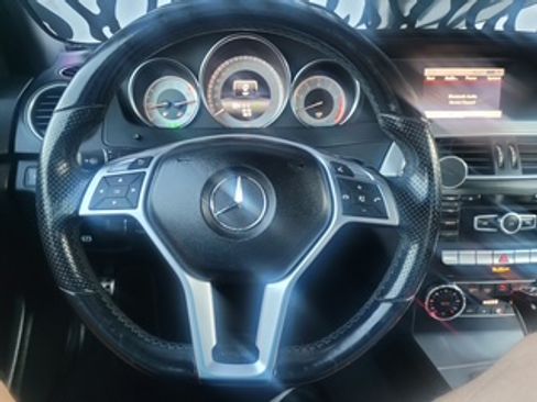 Used 2013 Mercedes-Benz C 250 Coupe image 8