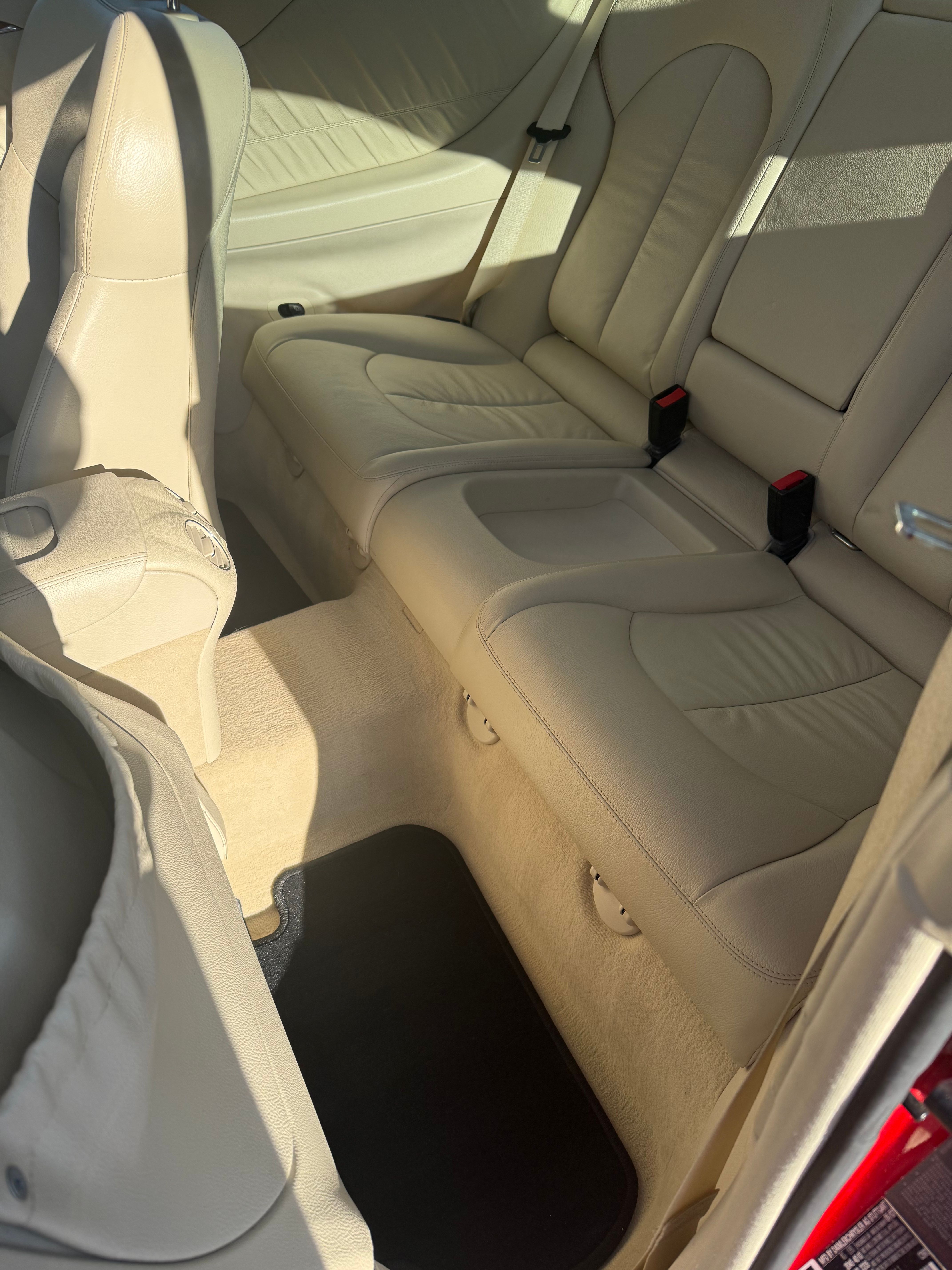 Used 2008 Mercedes-Benz CLK 350 Coupe image 9