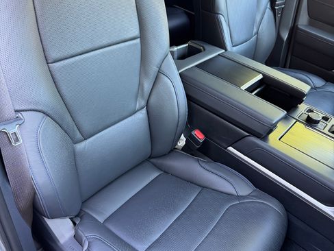 Used 2024 Toyota Tundra Platinum image 25