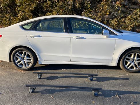 Used 2016 Ford Fusion SE image 12