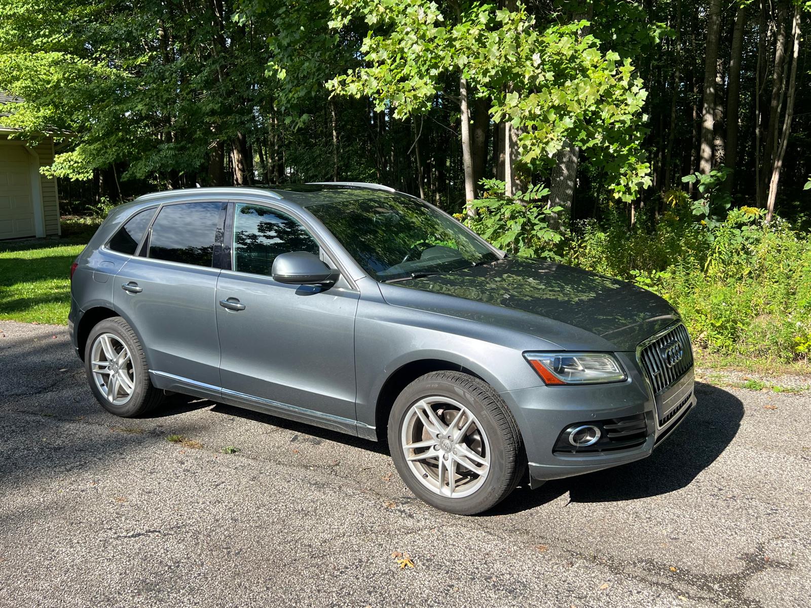 Used 2015 Audi Q5 2.0T Premium Plus w/ Technology Package AWD/4WD image 6