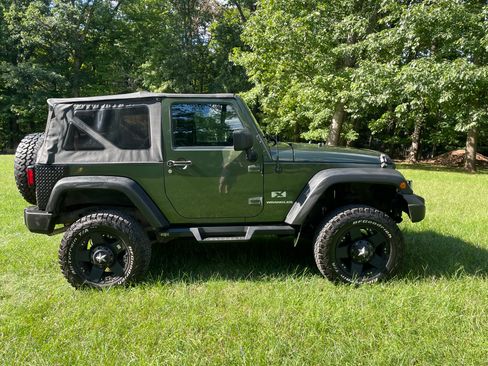 Used 2007 Jeep Wrangler X AWD/4WD image 4