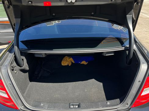 Used 2012 Mercedes-Benz C 350 C 350 Coupe 2D image 4