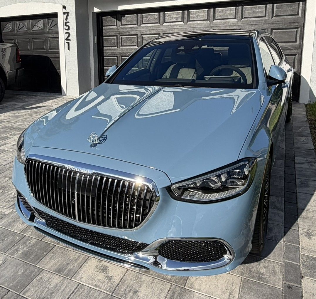 Used 2025 Mercedes-Benz Maybach S 580 4MATIC image 1