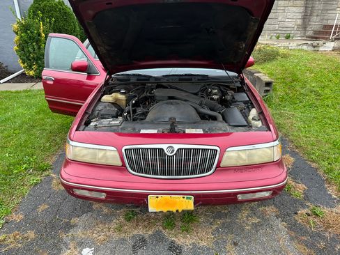 Used 1995 Mercury Grand Marquis LS image 12
