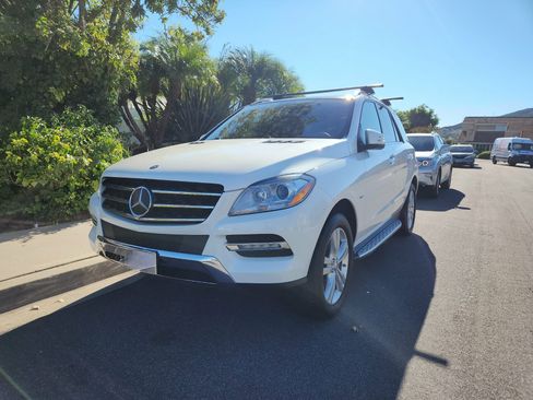 Used 2012 Mercedes-Benz ML 350 4MATIC image 4