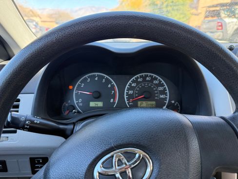 Used 2013 Toyota Corolla L image 13