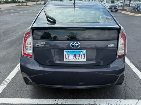 Used 2013 Toyota Prius Two image 5