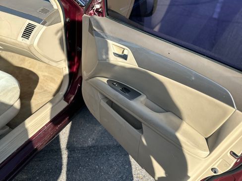 Used 2006 Toyota Avalon XL image 8