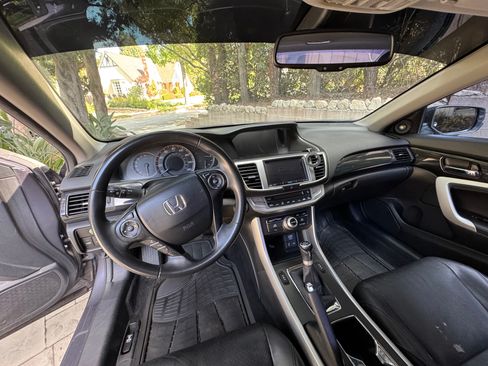 Used 2015 Honda Accord EX-L image 9