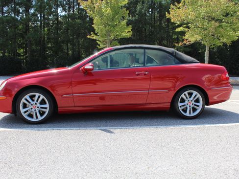 Used 2008 Mercedes-Benz CLK 350 Cabriolet image 2
