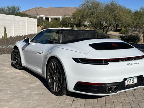 Used 2021 Porsche 911 Carrera S image 17