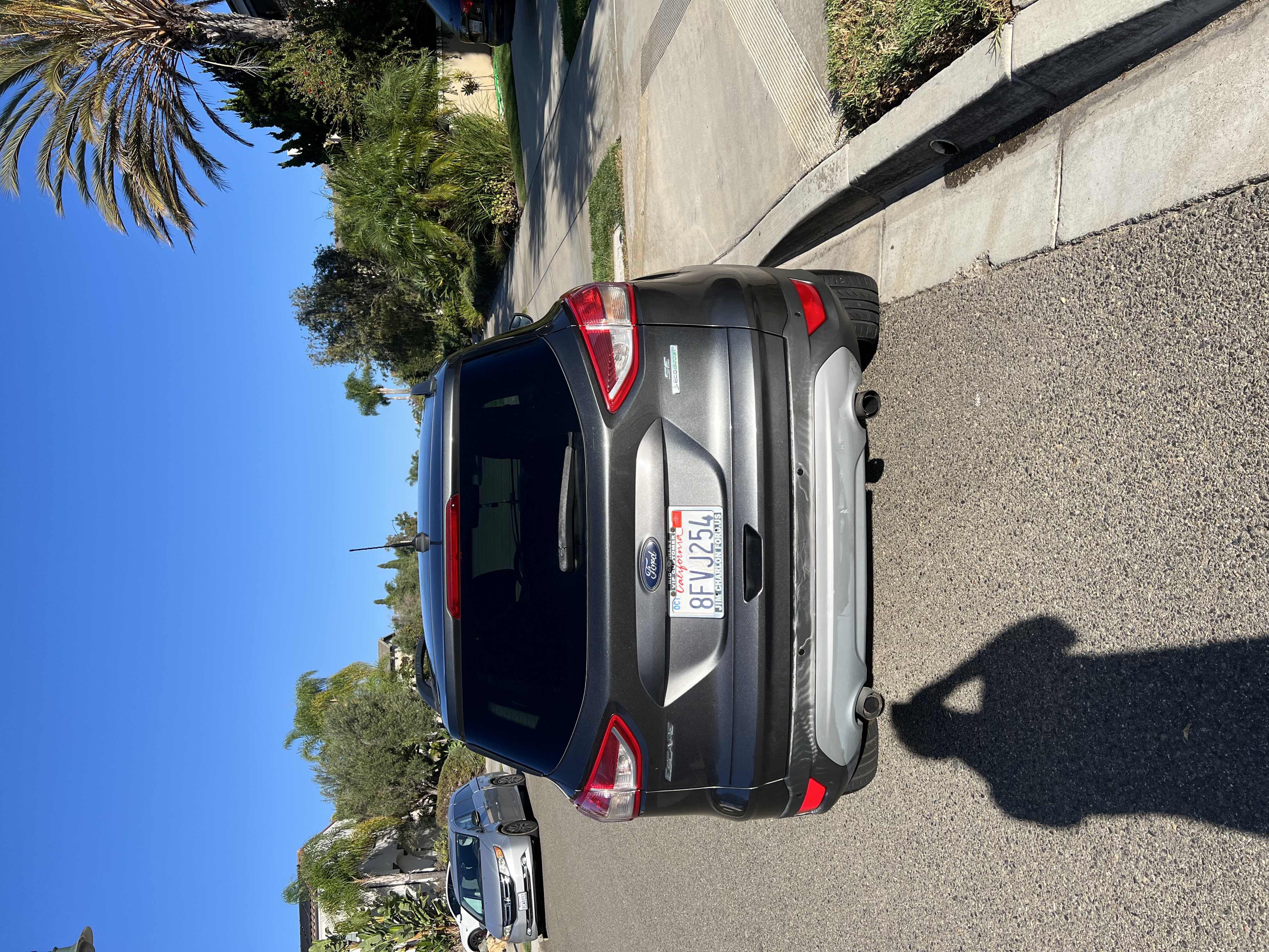 Used 2016 Ford Escape SE w/ SE Leather Comfort Package FWD image 16